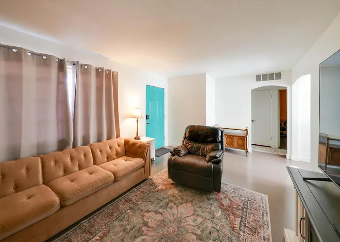 Duplex W/ Pet-friendly Yard, 5 Mi To Dtwn Phoenix! Ferienhaus
