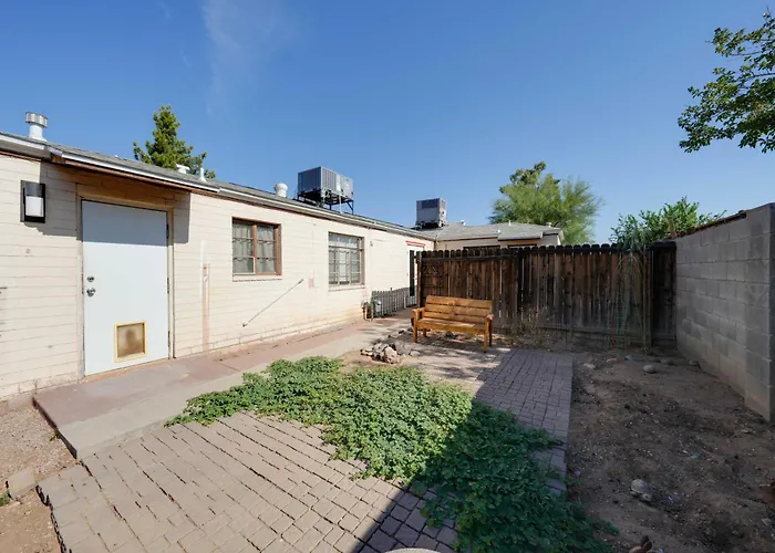 Ferienhaus Duplex W/ Pet-friendly Yard, 5 Mi To Dtwn Phoenix!